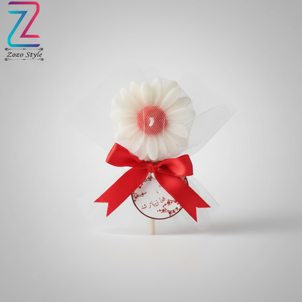 شمعة الزهرة مع التغليف الأحمر