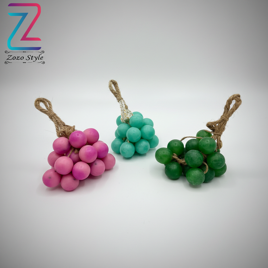 عناقيد العنب الشمعية