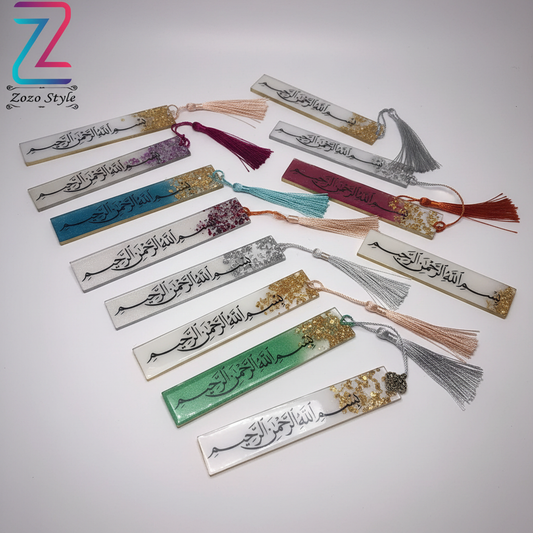 فواصل الكتب مع الشعار الكامل